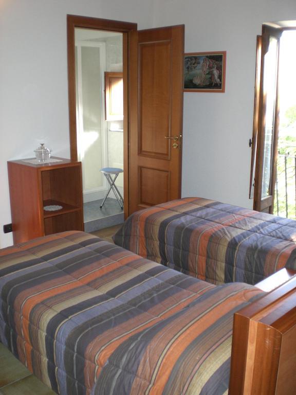 B&B Villa Calagioli Castelbuono  Camera foto