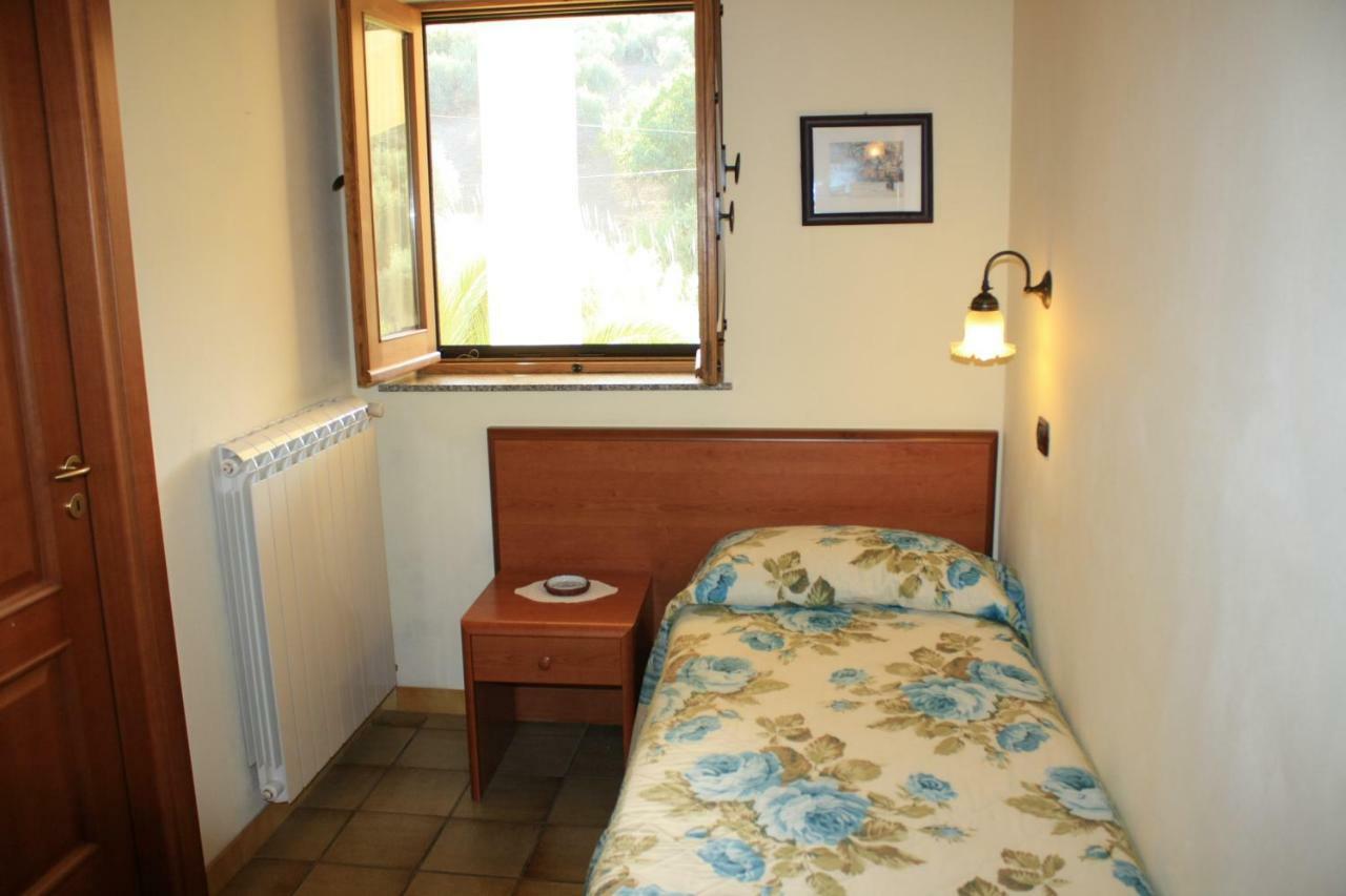 B&B Villa Calagioli Castelbuono  Esterno foto