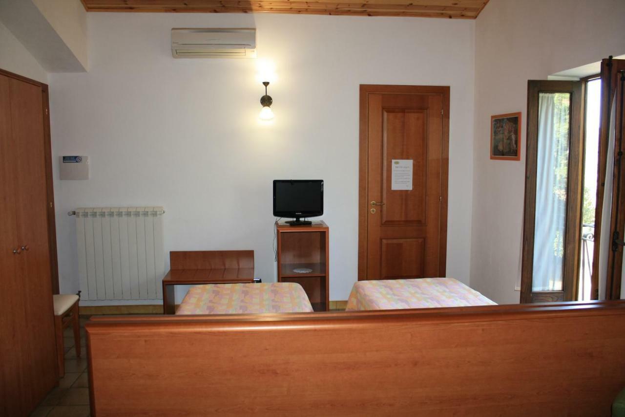B&B Villa Calagioli Castelbuono  Esterno foto