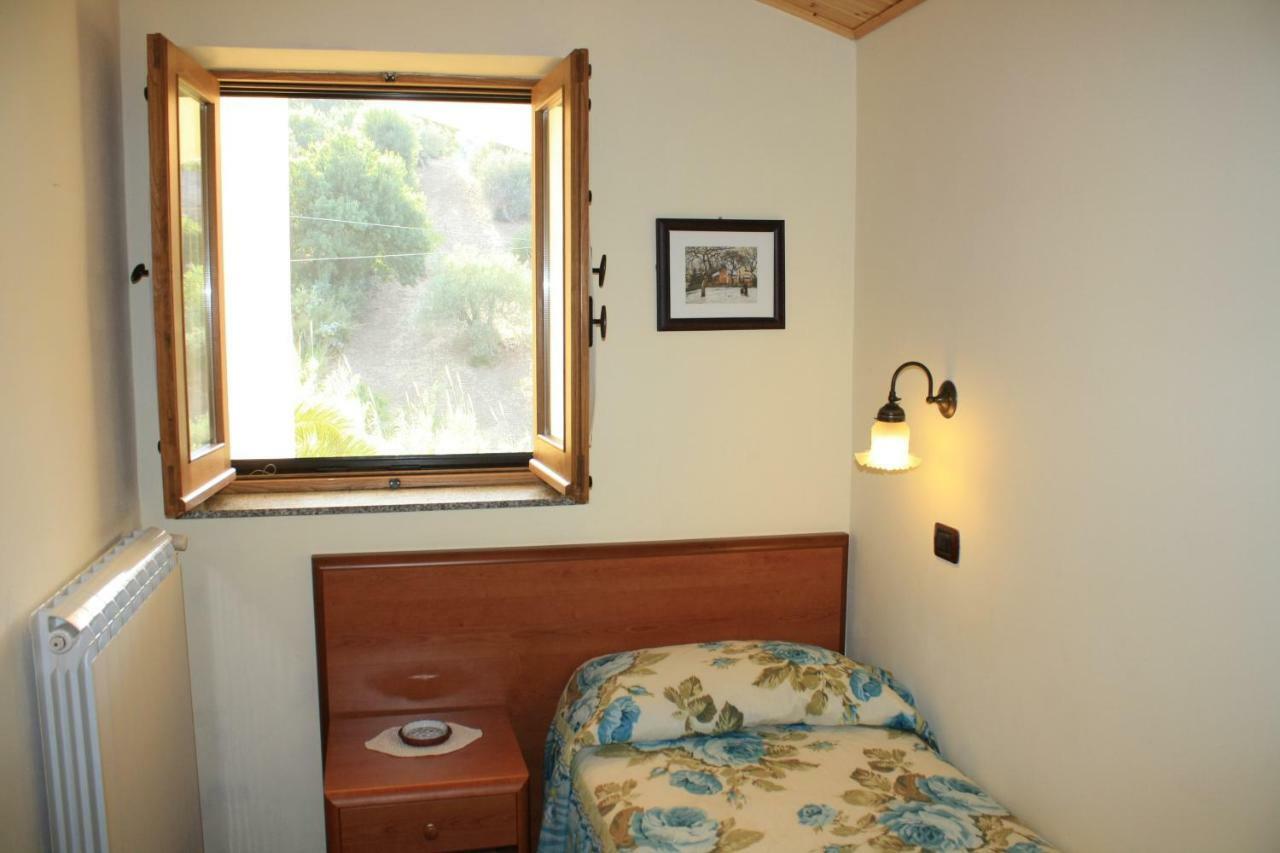 B&B Villa Calagioli Castelbuono  Esterno foto
