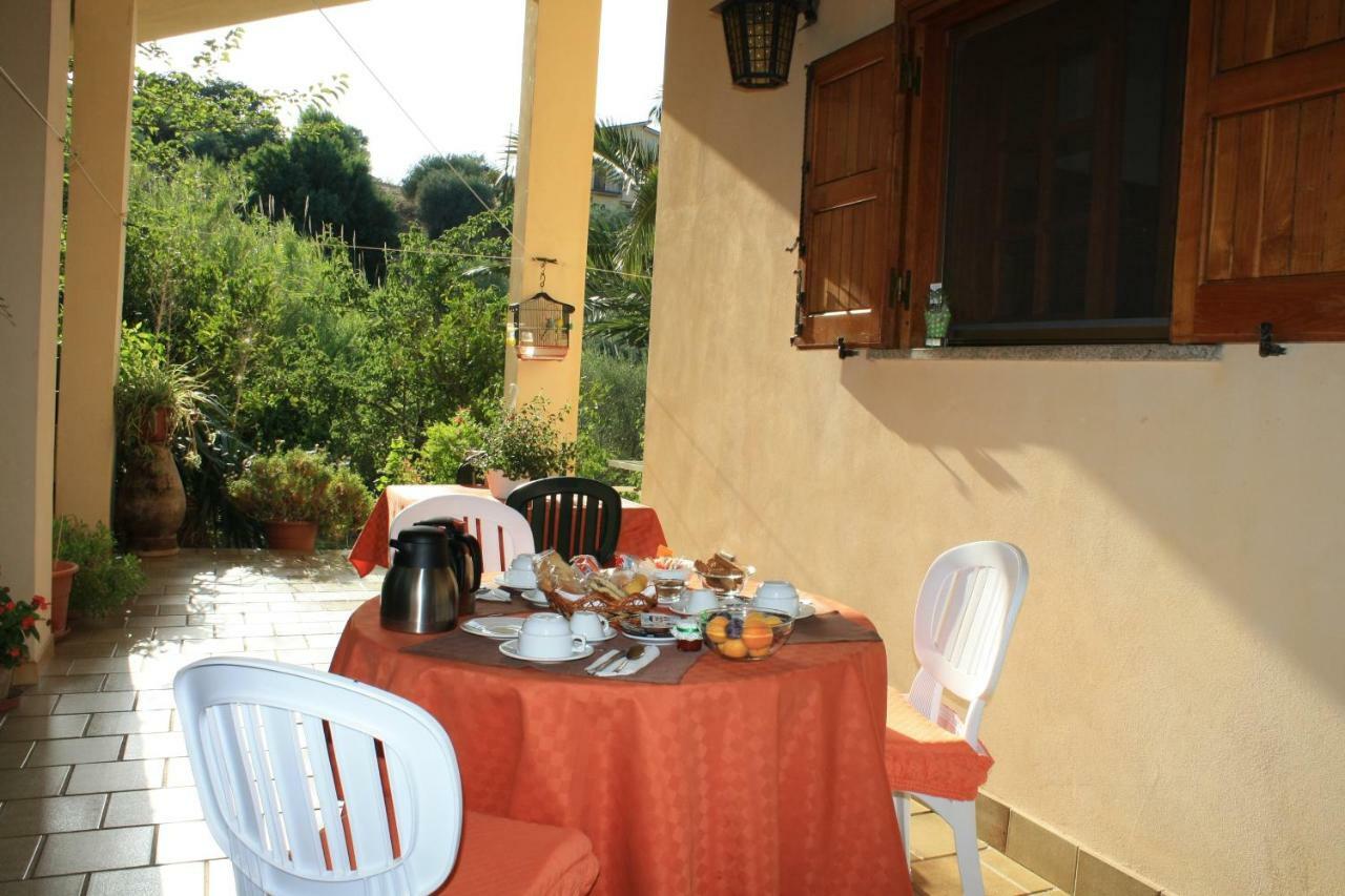 B&B Villa Calagioli Castelbuono  Esterno foto